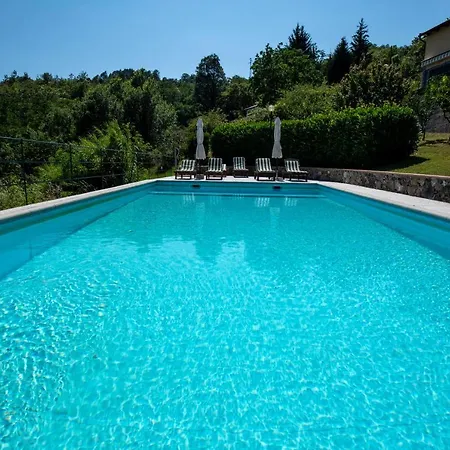 The Cherry House - Con Piscina