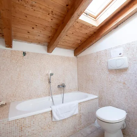 Apartment The Cherry House - Con Piscina Carro