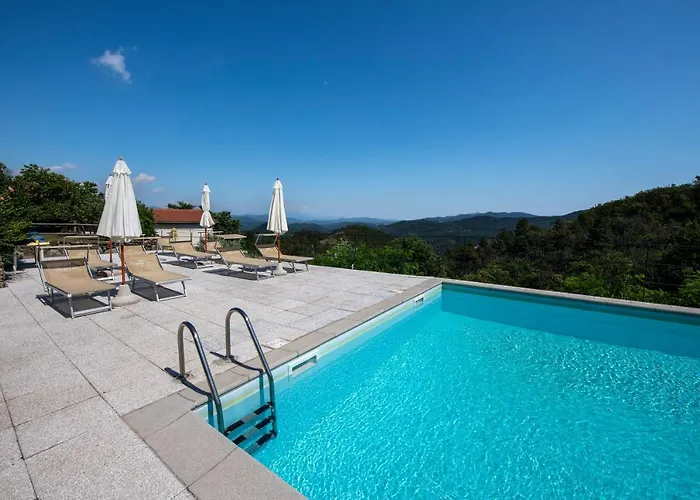 Residence The Cherry House - Appartamenti Con Piscina Carro